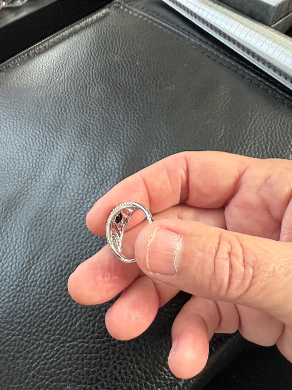 Silver Ring with Dark Garnet CZ Stones ( Brand New) - Picture 5 of 7